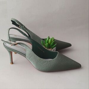 Heels Elegant Green Slingback  Size 43 (9.5) USA Good Condition